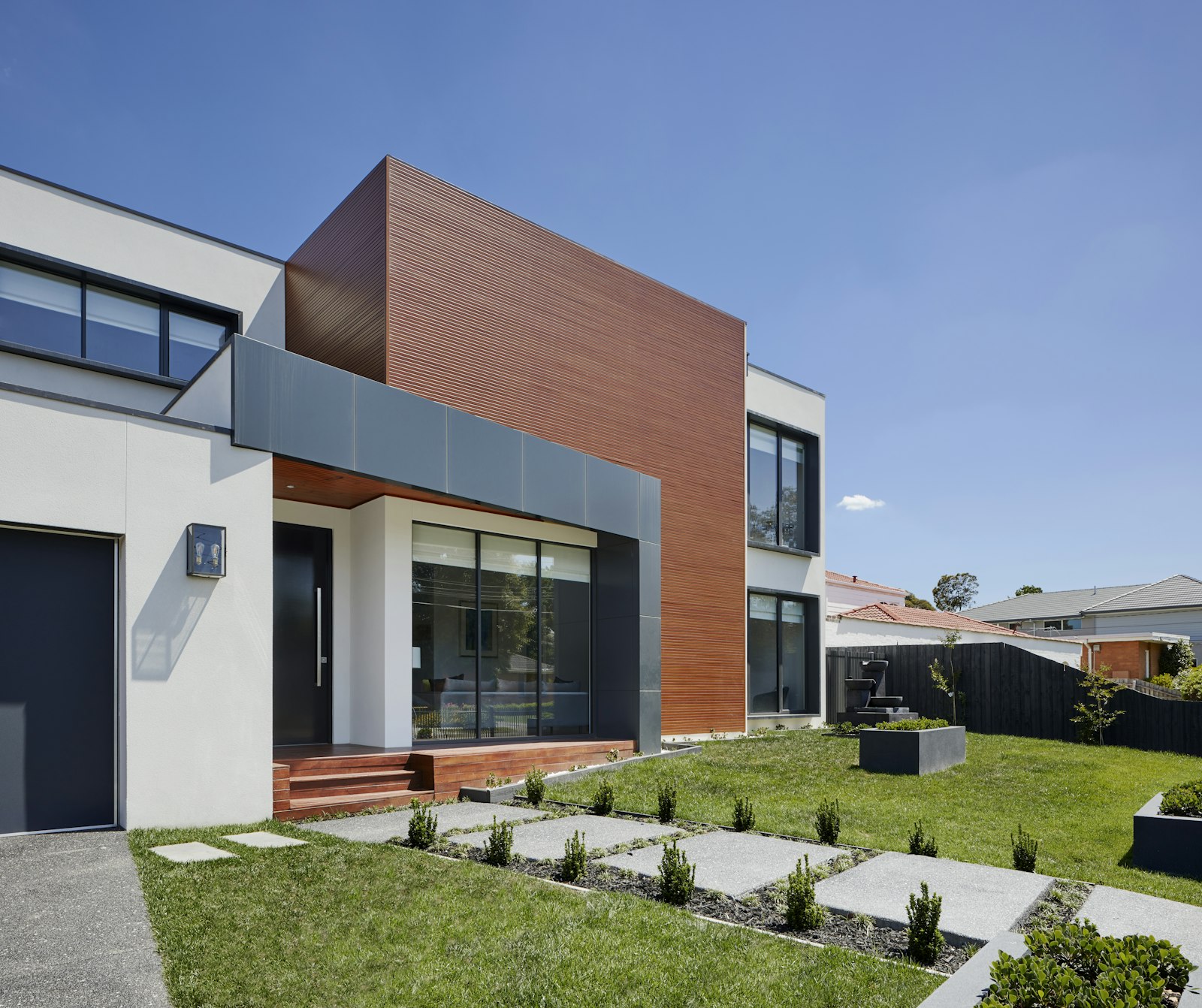 Side and Rear Extension in Dennis Park, London: From Planning Application to Construction Through the RIBA Method