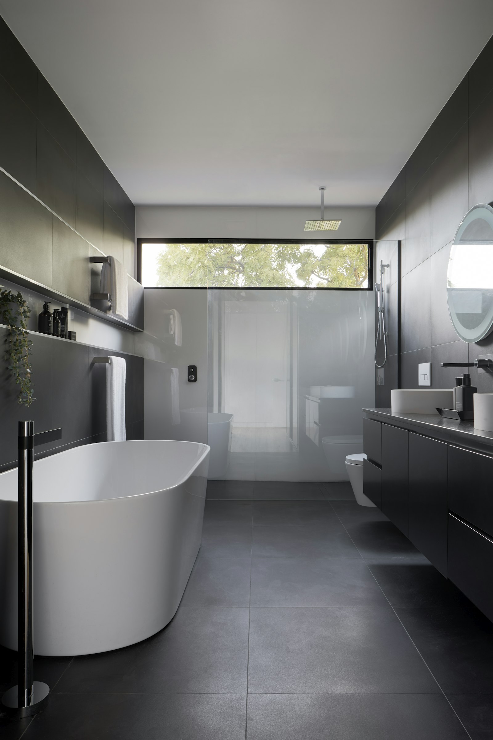 Calm & Uplifting Basement Bathroom Design